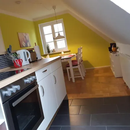 Apartament Deichhof - Ferienwohnung Gartenblick *
